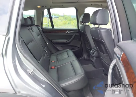 2015 BMW X3 xDrive28I z USA, uszkodzony, nr VIN 5UXWX9C54F0D51652